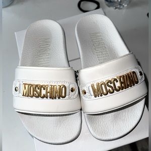 Moschino kids logo details flat slides